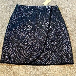 New!  Beautiful Loft A Line Textured Mini Skirt